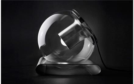 OLUCE | THE GLOBE TABLE LAMP