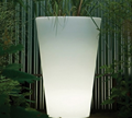 Serralunga Liscio Siena Planters Illuminated