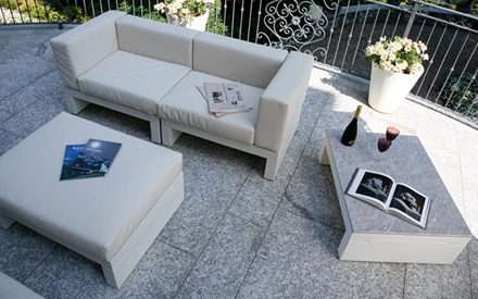 SERRALUNGA FURNITURE | HOUR SOFA POUF AND TABLE